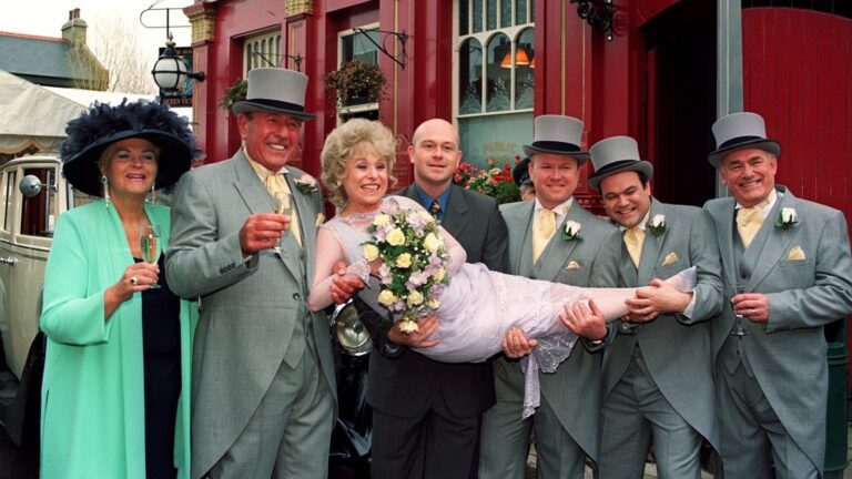 EastEnders -stjernen Tony Caunter husket som en 'gentleman' og 'Great Actor'