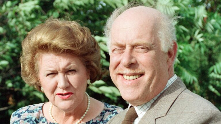 AvdÃ¸de Patricia Routledge hyllet som en "engang"