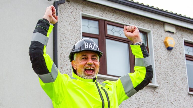 Baz Ashmawy pÃ¥ DIY SOS: "Jeg elsker det. Jeg ville gjort det for alltid"