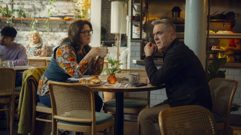 James Nesbitt og Ruth Jones slÃ¥r seg sammen i Netflix thriller-serien Run Away