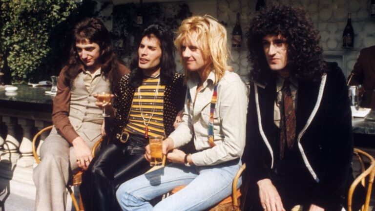 Queen Top U2 og Oasis i New Most spilte avstemning i Storbritannia