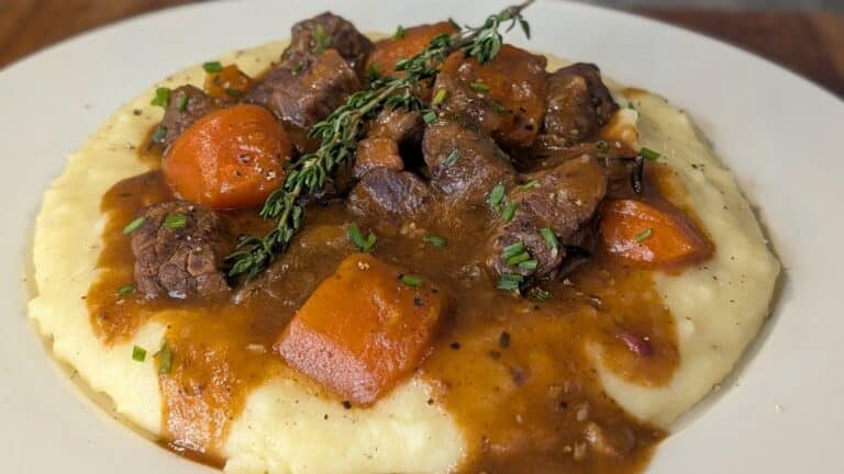 Sarah Butlers koselige beef one-pot