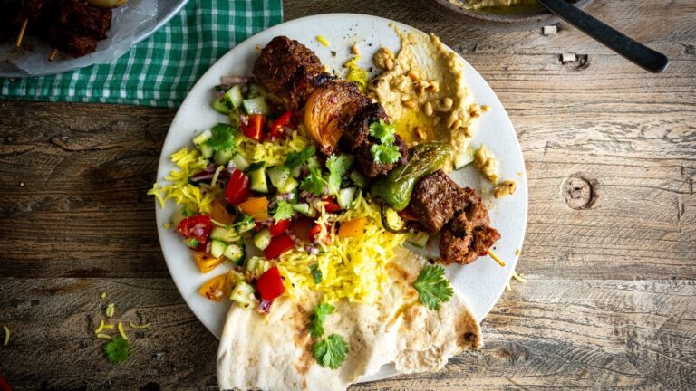 Donals sanntidsoppskrifter: Kebabtallerken med Shirazi-salat