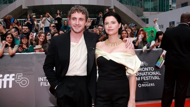 Paul Mescal og Jessie Buckley deltar pÃ¥ premieren pÃ¥ Hamnet under Toronto International Film Festival 2025 i Roy Thomson Hall 7. september 2025 i Toronto