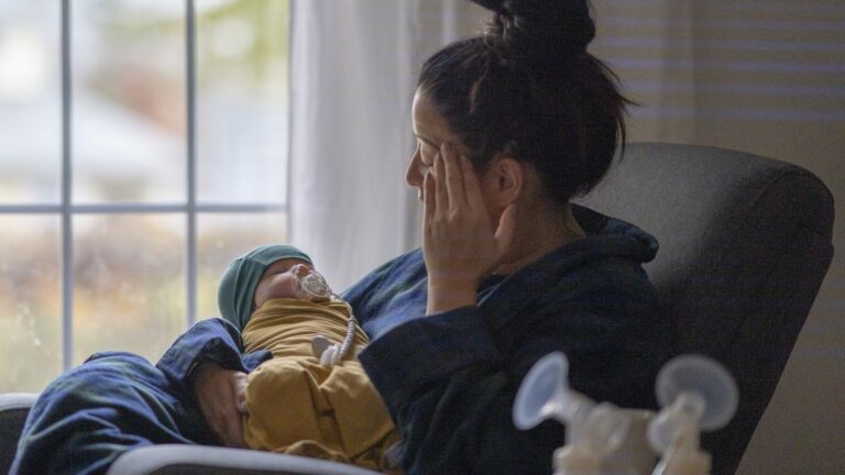 BabysÃ¸vnkonsulent: "Det burde ikke fÃ¸les som en konstant kamp"