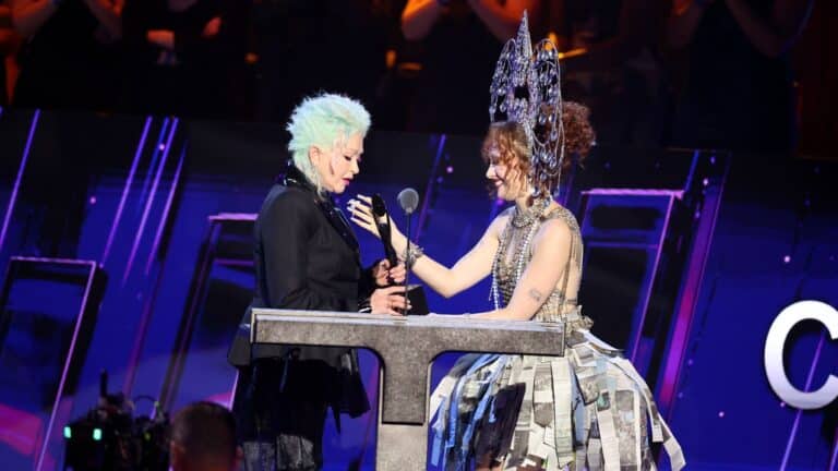 Cyndi Lauper, Outkast, White Stripes blant Rock and Roll Hall of Fame-innsatte