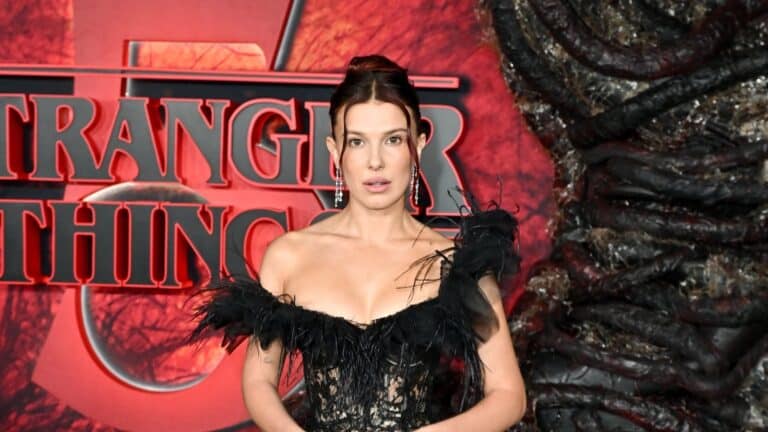 Millie Bobby Brown sier at fansen kommer til Ã¥ miste vettet over Stranger Things-finalen