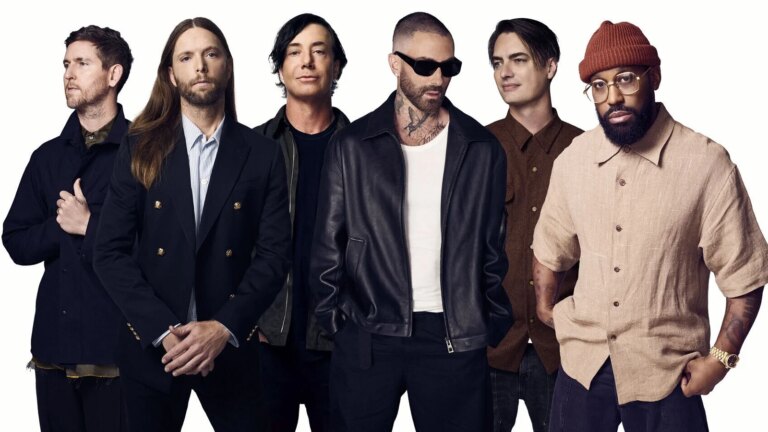 Maroon 5 skal spille Malahide Castle neste sommer
    

