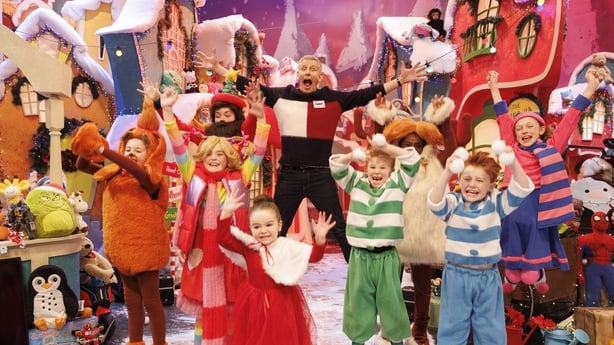 Patrick Kielty pÃ¥ settet til Toy Show