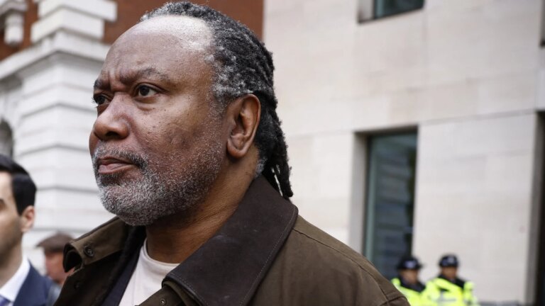 Innkalling mot komiker Reginald D Hunter av Campaign Against Antisemitism er opphevet i Storbritannia
    

