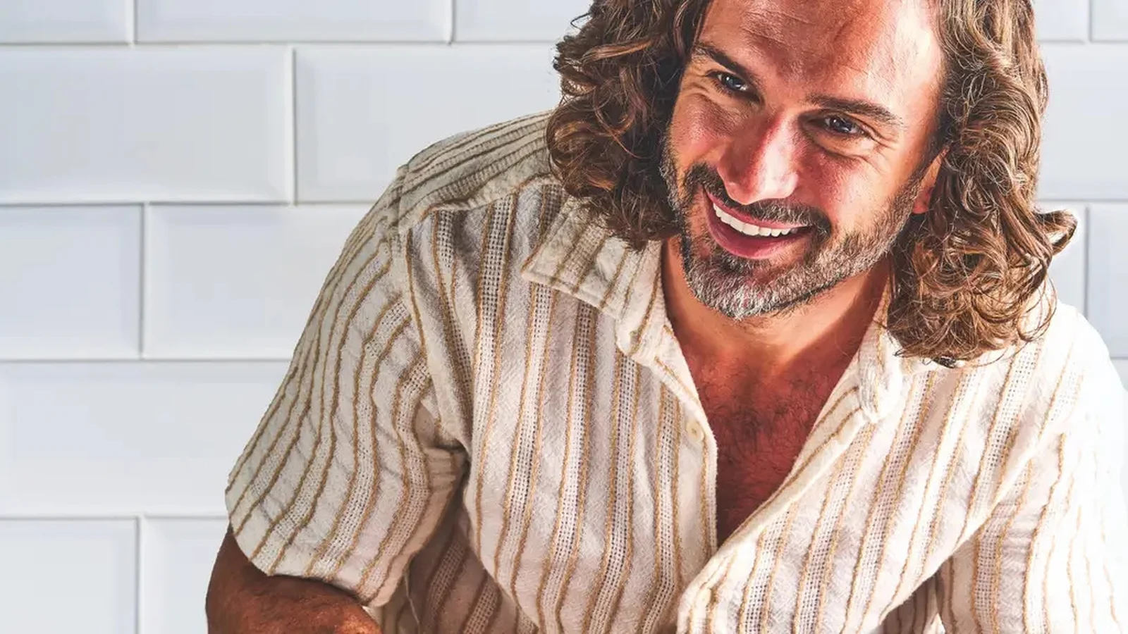 Joe Wicks: "Vi har blitt kondisjonert til Ã¥ spise pÃ¥ en bestemt mÃ¥te"