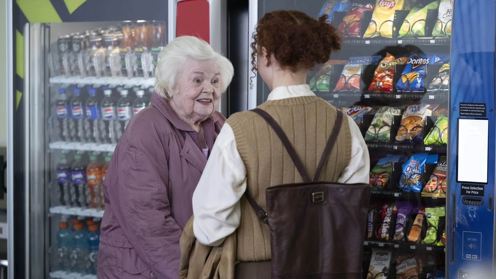 June Squibb er i best form som Eleanor den store