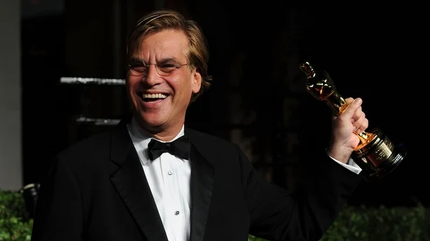 Aaron Sorkin ankommer Vanity Fair Oscar-festen i Sunset Tower 27. februar 2011 i West Hollywood