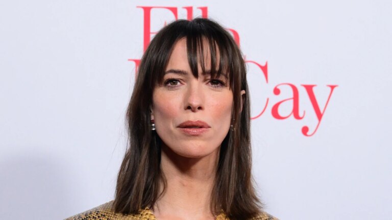Rebecca Hall sier "Ã¥ vÃ¦re selvbevisst er kryptonitt for en skuespiller"
    

