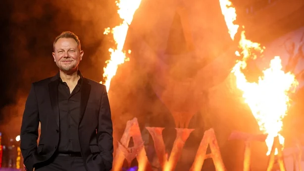 Richard Baneham deltar pÃ¥ verdenspremieren pÃ¥ Avatar: Fire and Ash pÃ¥ Dolby Theatre i Hollywood 1. desember 2025