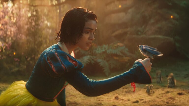 Snow White og War of the Worlds leder Razzie-nominasjonene
    

