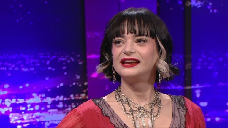 Ruth Codd sjarmerer Late Late Show nÃ¥r hun ser pÃ¥ fremtiden
    


