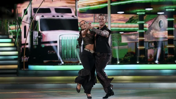 Katelyn Cummins med Pro Dancer Leonardo Lini