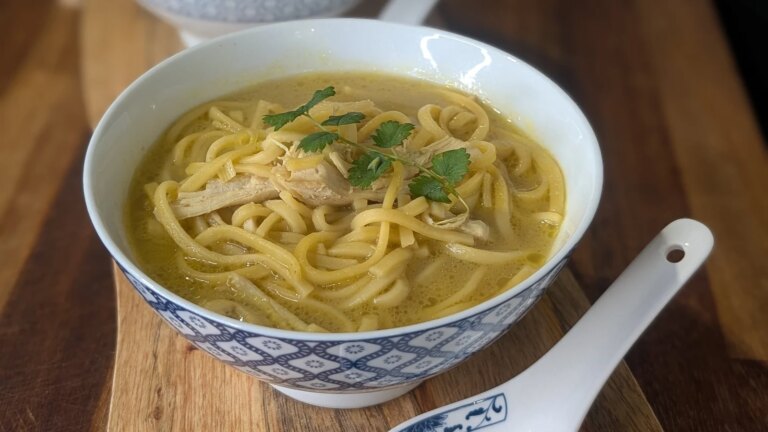 Catherine Fulvios karrikyllingkokosnÃ¸ttsuppe: I dag
    

