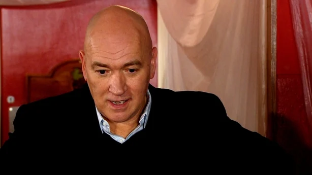 Paul hører noen hjemmesannheter