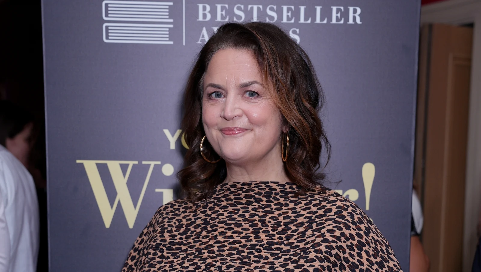Gavin And Stacey-stjernen Ruth Jones leder Bestseller Awards med tre sÃ¸lvseire