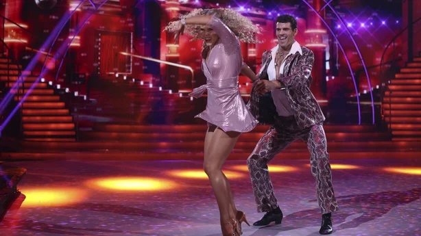 Philip Doyle og Daniela Roze på uke fem av Dancing with the Stars Foto: Kyran O'Brien