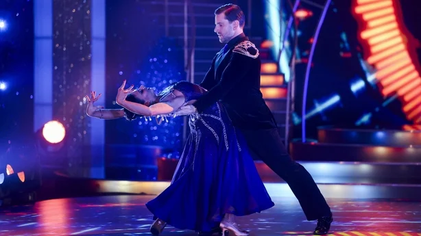 Eric Roberts og Arianna Favaro på uke fem av Dancing with the Stars Foto: Kyran O'Brien