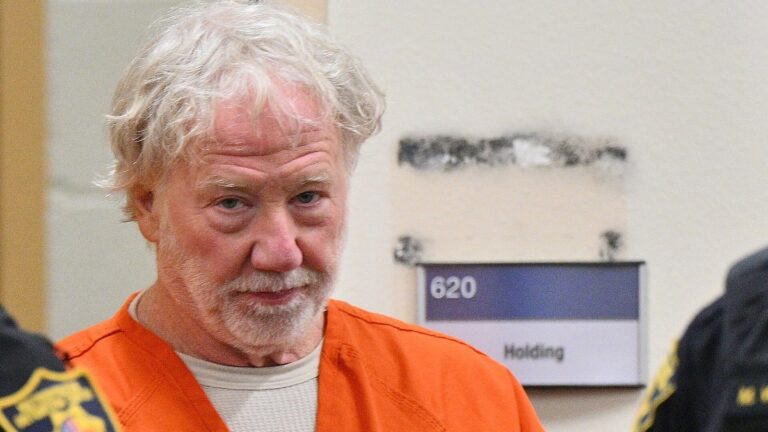 Skuespiller Timothy Busfield tiltalt for overgrep mot barn i USA