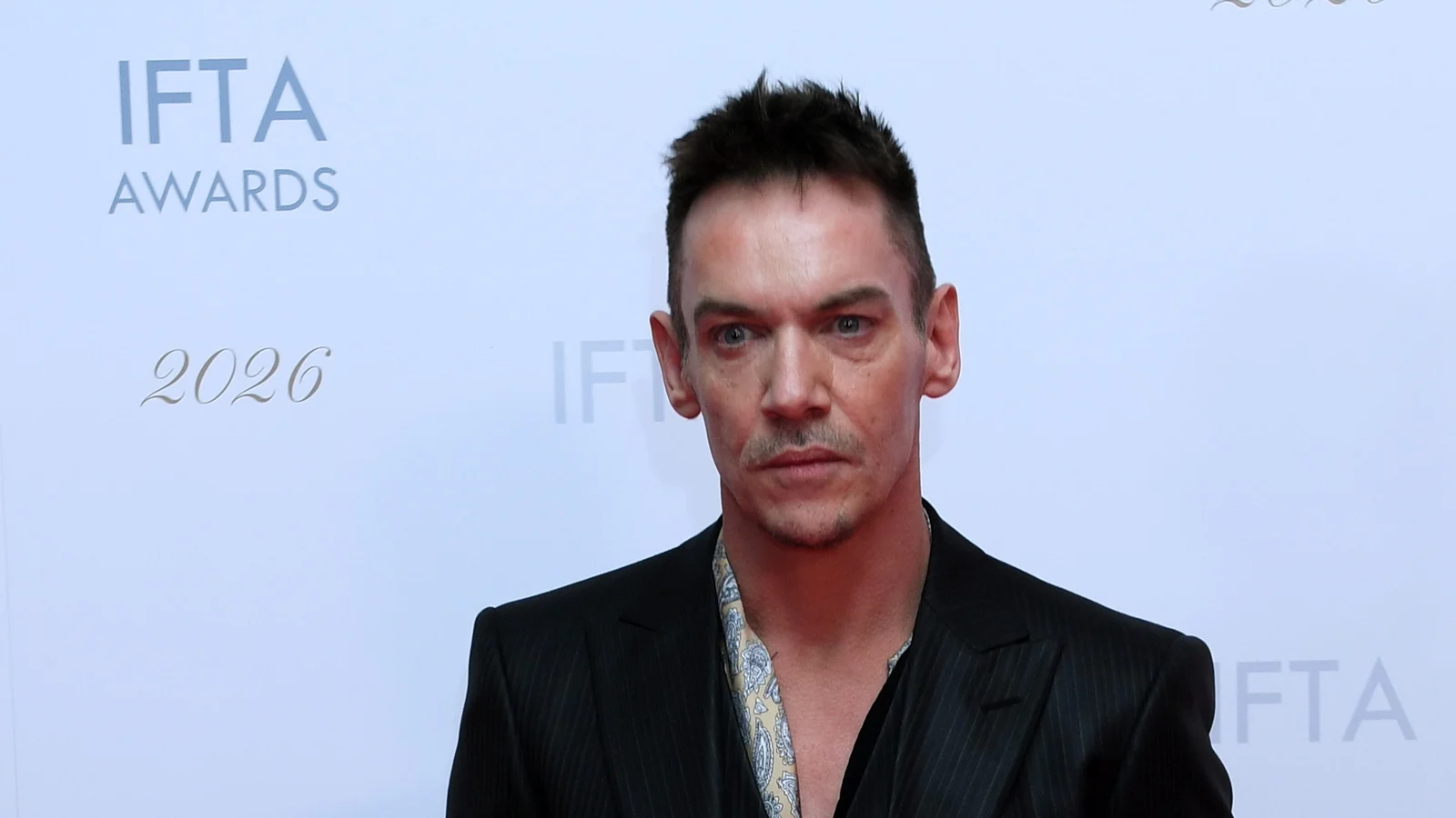Jonathan Rhys Meyers kaller tapet av skogbrann i LA 'katartisk'