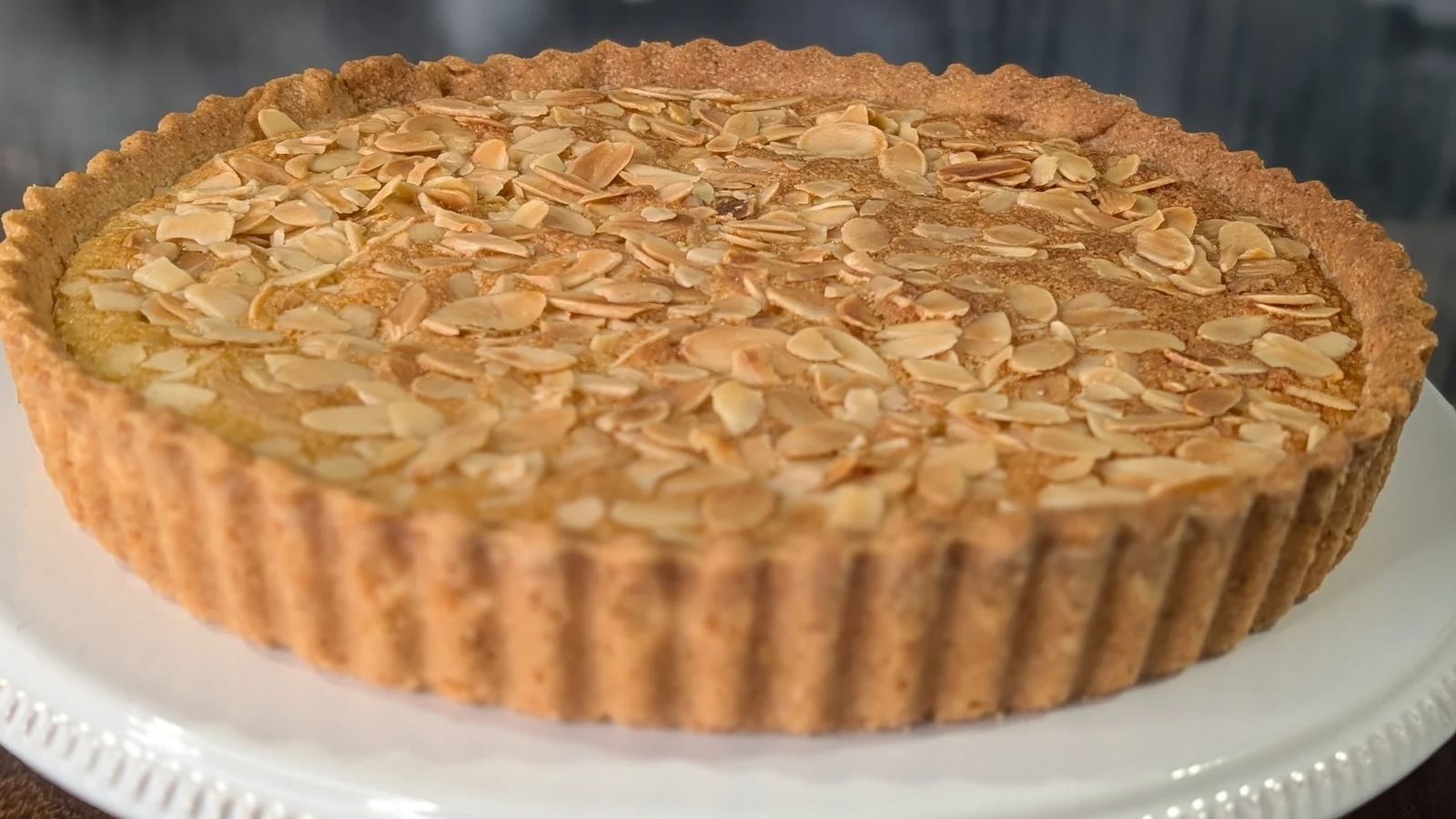 Shane Smiths bringebÃ¦r mandel bakewell terte: I dag