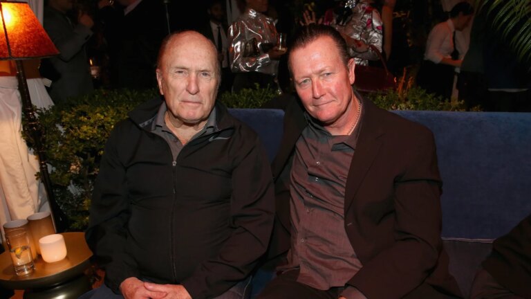 Hyllest til "en av de stÃ¸rste" Robert Duvall
    

