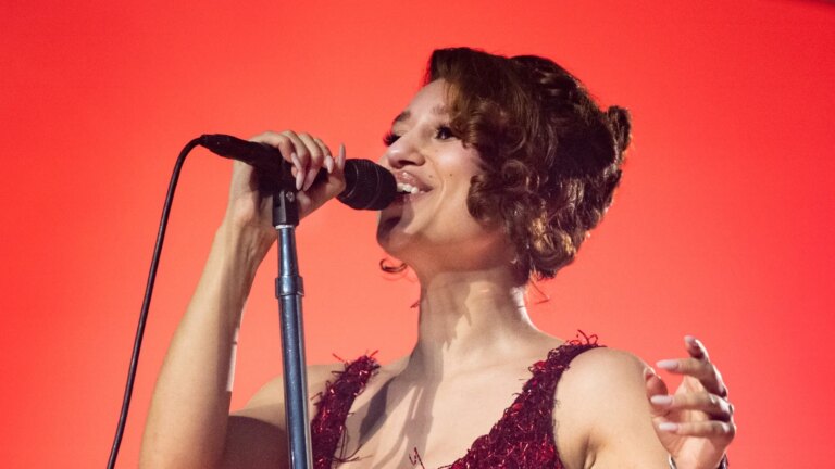 Raye kunngjorde som siste Brit Awards-utÃ¸ver
    

