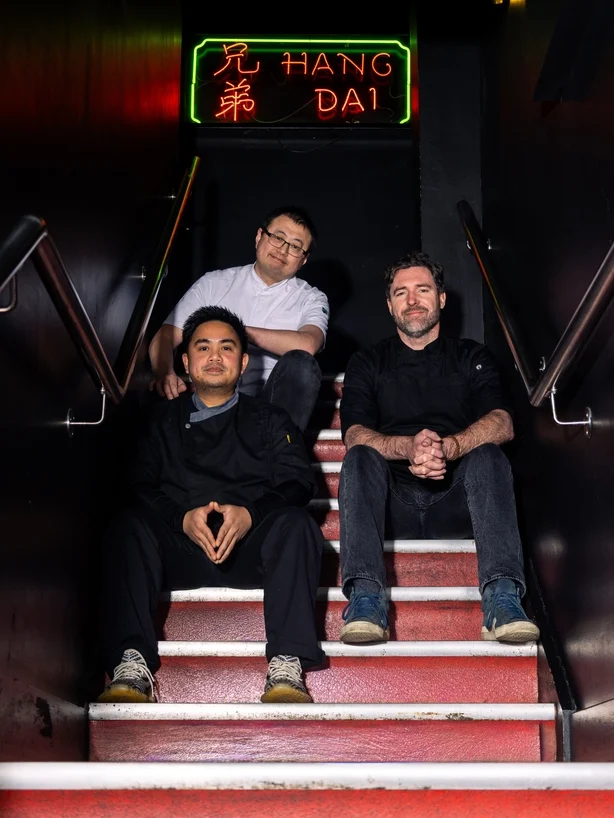 Barry Sun Richie Unto og Sean Meehan pÃ¥ Hang Dai