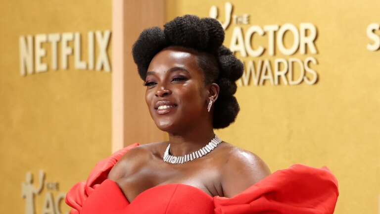 Sinners-stjernen Wunmi Mosaku sier BBC BAFTA-slur "hold meg vÃ¥ken om natten"
    

