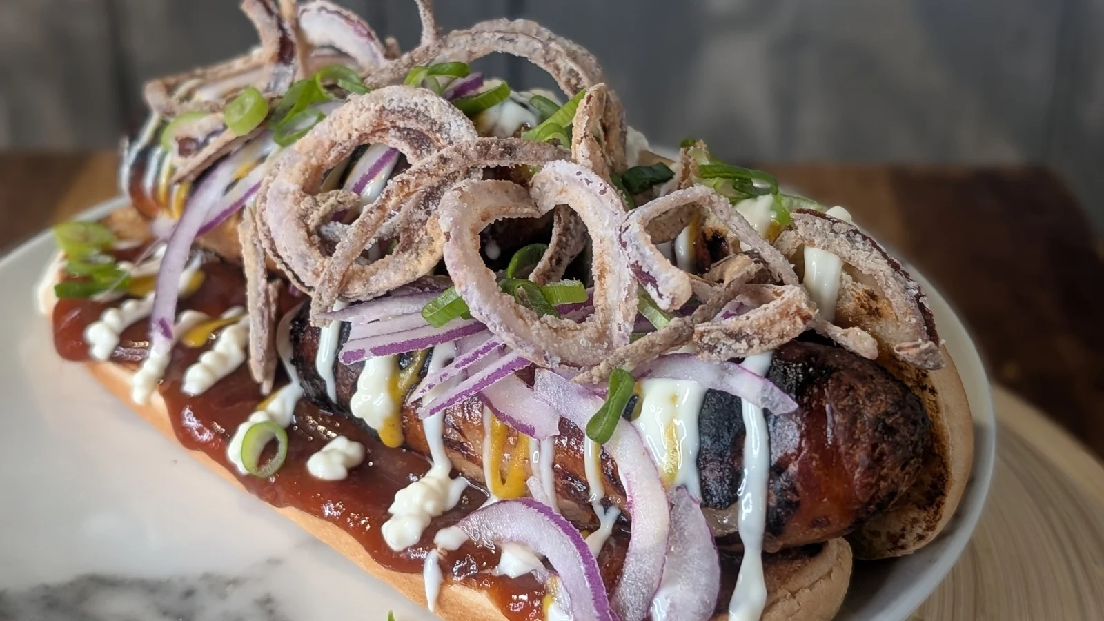 Mags Roches pølse med pålegg: I dag