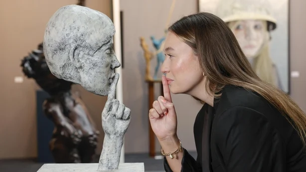 IIsobel Carnegie fra Gormleys Gallery ved åpningen av den første Art Evolve-messen, 2024