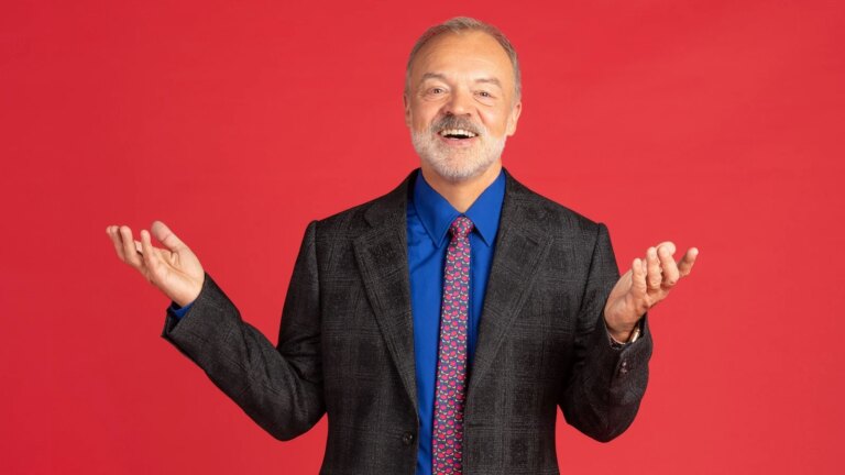 Graham Norton insisterer: "Jeg vet ikke om jeg fÃ¥r Taylor Swift bryllupsinvitasjon"
    


