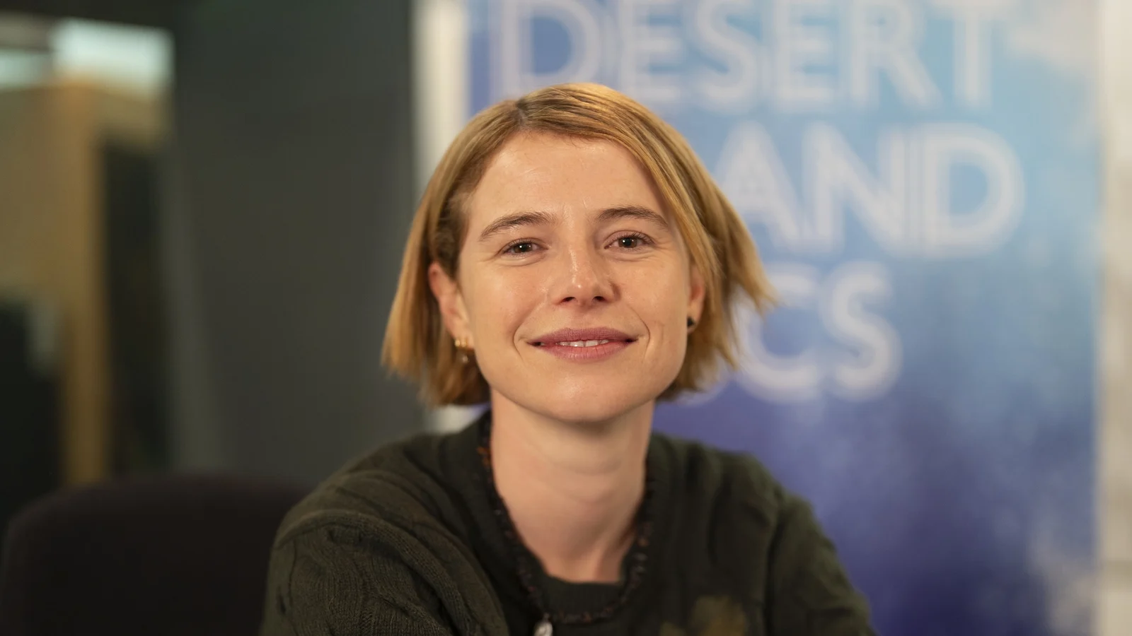 Jessie Buckley avslÃ¸rer kampen mot spiseforstyrrelser og depresjon