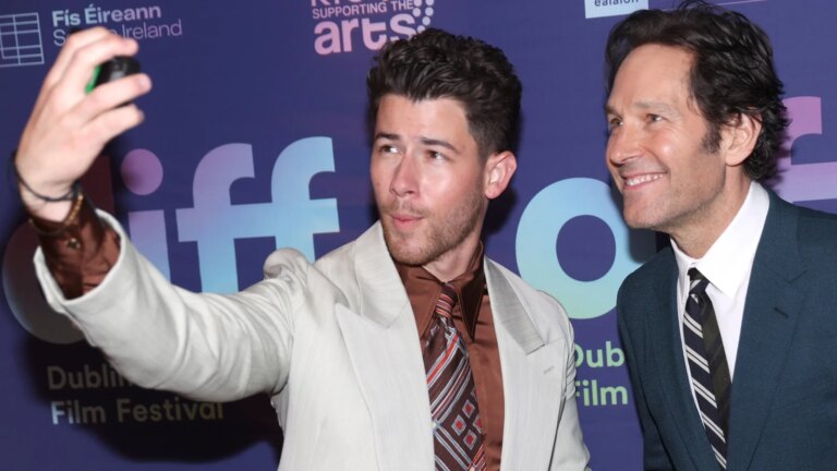 Paul Rudd og Nick Jonas pÃ¥ avslutningspremieren pÃ¥ Dublin International Film Festival
    

