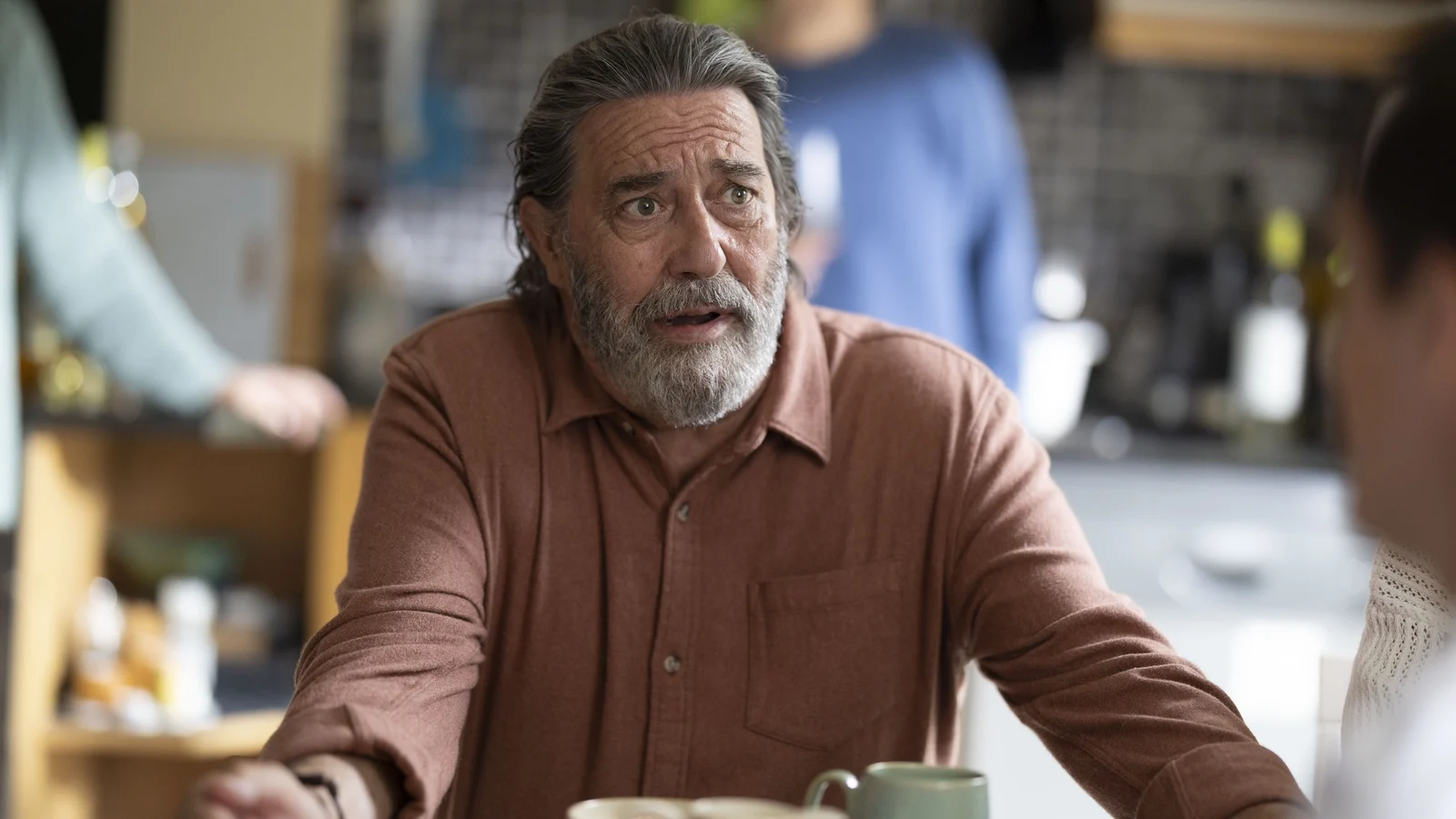 CiarÃ¡n Hinds sier farvel til The Dry
