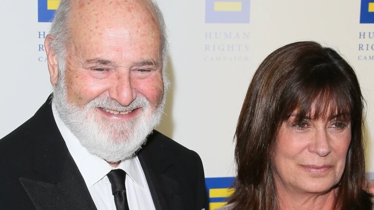Rob Reiner og Michele Singer Reiner obduksjonsrapporter er ikke klare, hÃ¸rer retten
    

