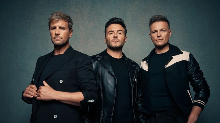 The Late Late Show kaller Westlife superfan
    

