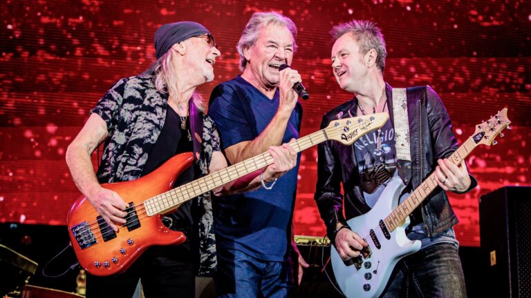 Nytt Deep Purple-album kommer tilbake til "dynamikk, balanse og moro" i 1970-tallsmusikken
    

