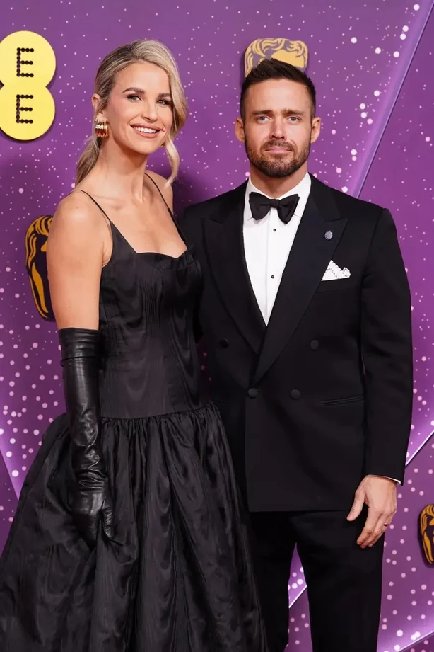 Matthews og Vogue Williams