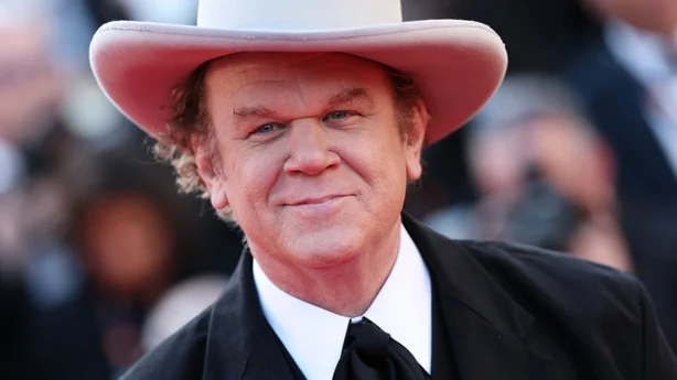 John C Reilly deltar pÃ¥ avslutningsseremonien pÃ¥ den rÃ¸de lÃ¸peren pÃ¥ den 78. Ã¥rlige filmfestivalen i Cannes pÃ¥ Palais des Festivals 24. mai 2025 i Cannes, Frankrike. (Foto av Monica Schipper/Getty Images)