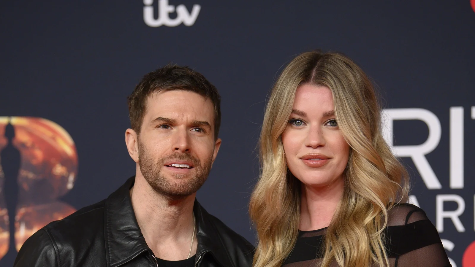 Joel Dommett kunngjÃ¸r "super sen" fÃ¸dsel av andre barn med Hannah Coope
