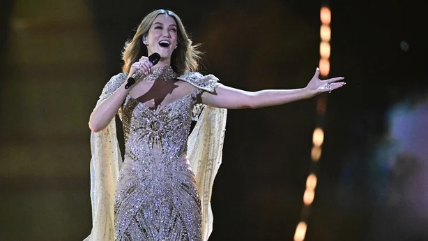 Den australske sangeren Delta Goodrem, som representerer Australia med sangen Eclipse, opptrer under finalen i Eurovision Song Contest 2026 (ESC) pÃ¥ Wiener Stadthalle i Wien, Ã˜sterrike 16. mai 2026. (Foto: Tobias Schwarz/AFP)