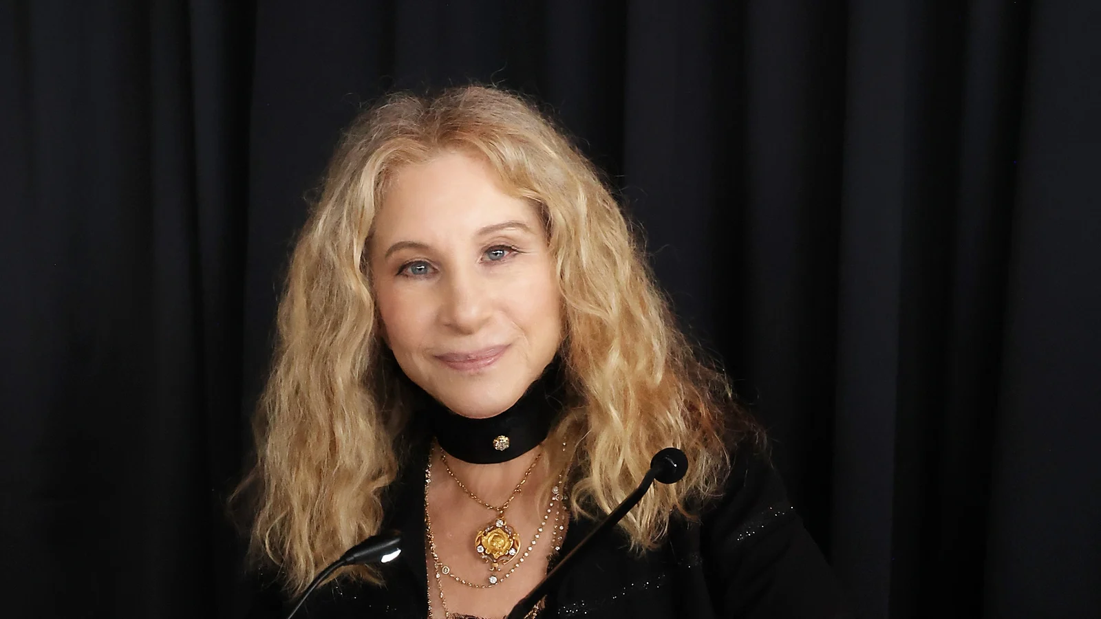Barbra Streisand hopper over Cannes-prisen pÃ¥ grunn av kneproblem