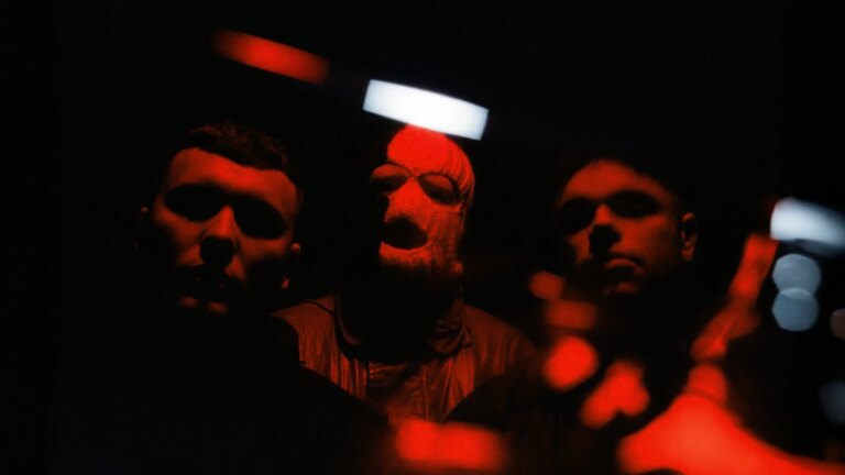KneskÃ¥len kunngjÃ¸r Live pÃ¥ Marquee Cork-datoen
    

