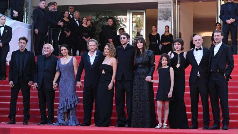 Eva Longoria og Gillian Anderson blant stjerner pÃ¥ filmfestivalen i Cannes
    

